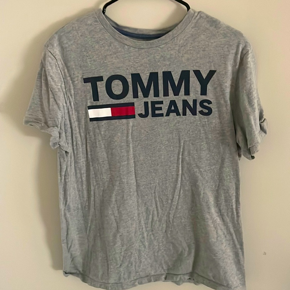 Tommy Hilfiger T-shirt size M